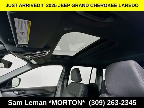 New 2025 Jeep Grand Cherokee Laredo w/ Luxury Tech Group I image 21