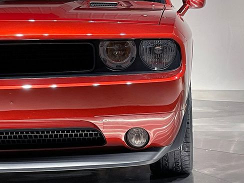 Used 2014 Dodge Challenger SXT image 23