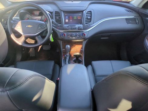 Used 2014 Chevrolet Impala LT w/ Convenience Package image 23