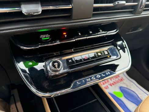 Used 2023 Lincoln Corsair Reserve image 22