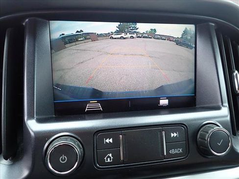 Used 2021 Chevrolet Colorado LT w/ Safety Package AWD/4WD image 19