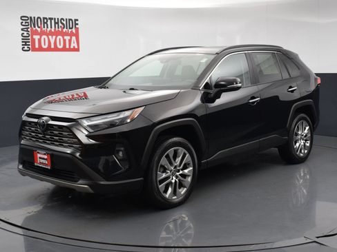 Used 2023 Toyota RAV4 Limited AWD/4WD image 8