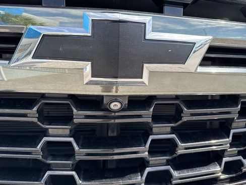 Used 2022 Chevrolet Tahoe Z71 w/ Luxury Package image 6