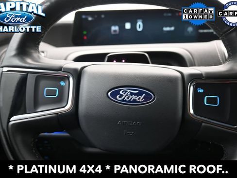 Used 2025 Ford Expedition Platinum AWD/4WD image 20