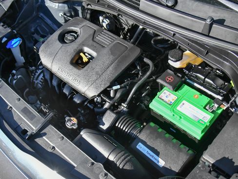 Used 2024 Kia Soul LX w/ Option Group 015 FWD image 38