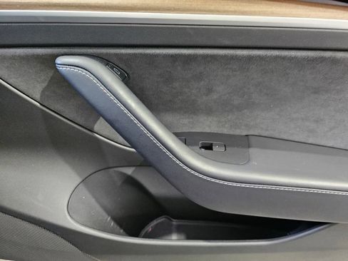 Used 2023 Tesla Model 3 Standard Range RWD image 6