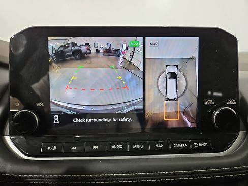 Certified 2023 Nissan Rogue SL w/ SL Premium Package AWD/4WD image 22