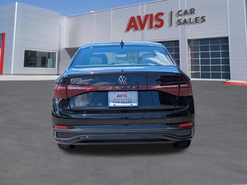 Used 2025 Volkswagen Jetta Sport FWD image 7