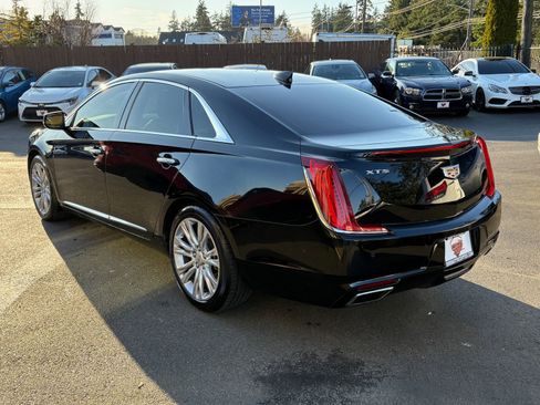 Used 2019 Cadillac XTS Luxury image 5