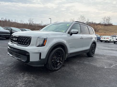 Used 2024 Kia Telluride EX X-Line image 3