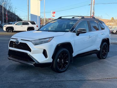 Used 2023 Toyota RAV4 XSE image 15