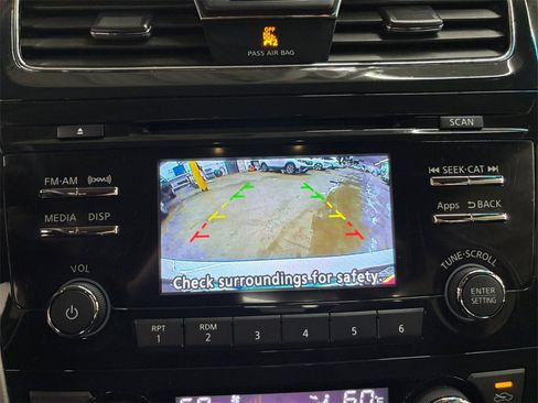 Used 2014 Nissan Altima 2.5 SV image 22