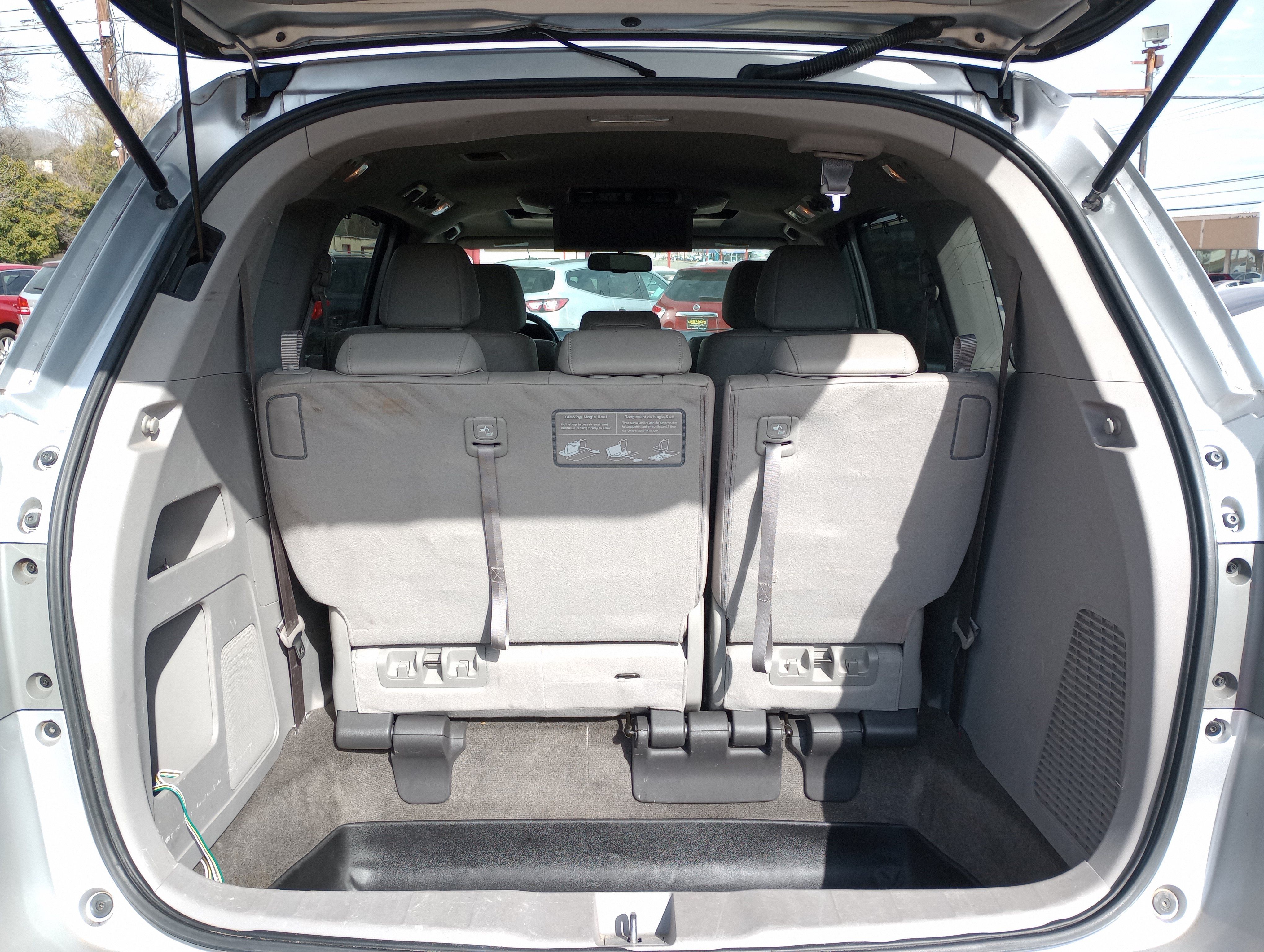 Used 2013 Honda Odyssey Touring image 14