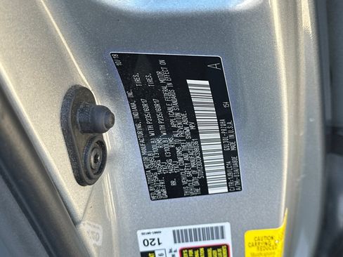 Used 2019 Toyota Sienna XLE w/ XLE Navigation Package FWD image 26
