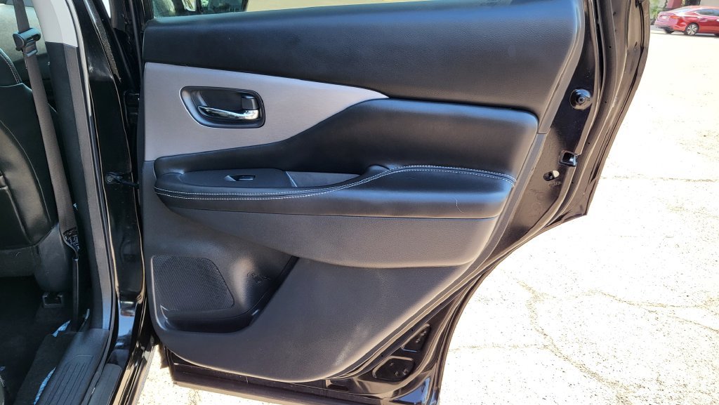 Used 2023 Nissan Murano SV w/ SV Midnight Edition Package FWD image 20