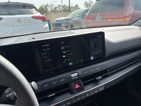 Used 2025 Kia K4 LXS image 20