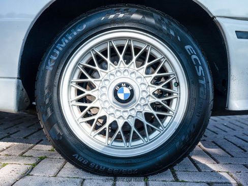 Used 1988 BMW M3 Coupe RWD image 39