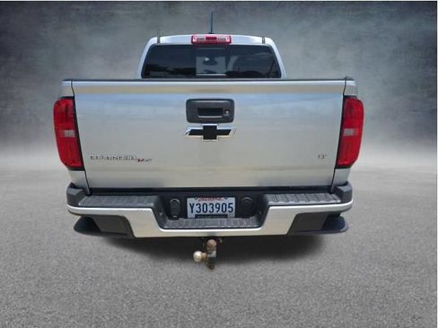 Used 2019 Chevrolet Colorado LT w/ LT Convenience Package RWD image 6
