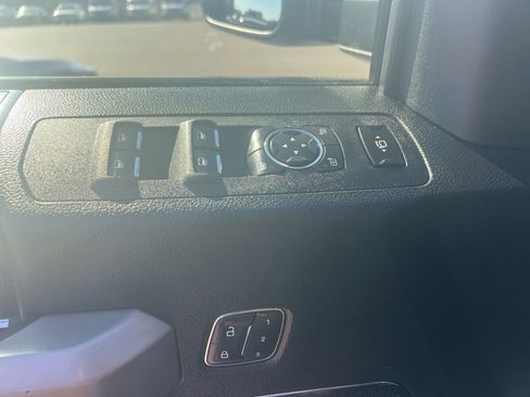 Used 2019 Ford F450 Lariat w/ Lariat Ultimate Package AWD/4WD image 23
