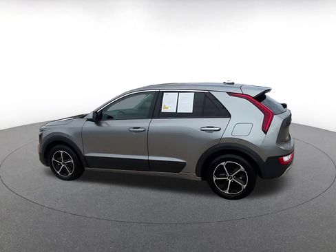 Used 2026 Kia Niro LX FWD image 8