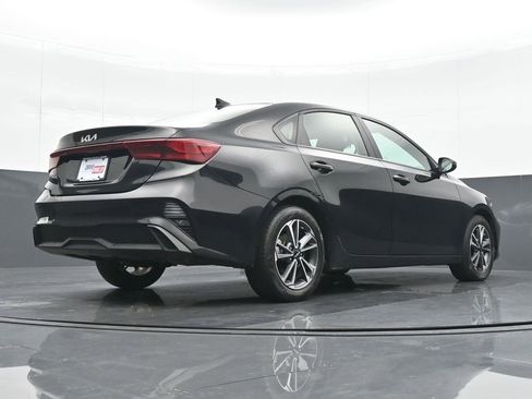 Used 2024 Kia Forte LXS w/ LXS Technology Package image 21