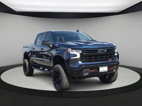 Used 2023 Chevrolet Silverado 1500 LT Trail Boss w/ Protection Package AWD/4WD image 2