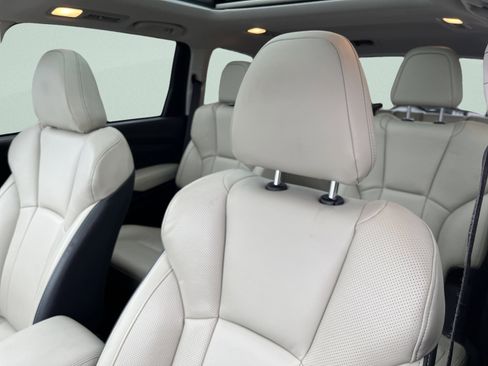 Used 2022 Subaru Ascent Limited w/ Technology Package image 15