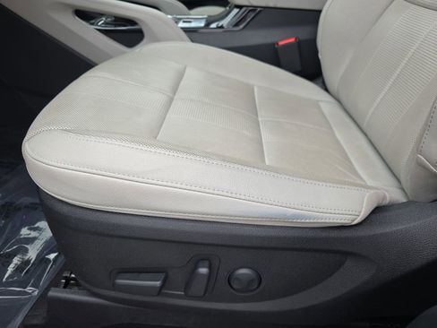 Used 2022 Kia Telluride EX w/ EX Premium Package image 31