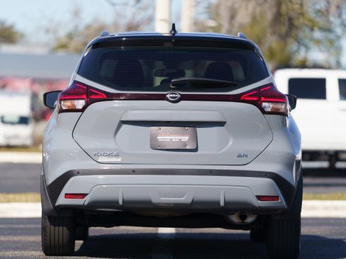 Used 2023 Nissan Kicks SR image 38
