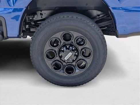 New 2026 Ford F250 Lariat w/ Black Appearance Package image 10