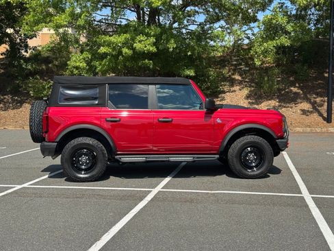 Used 2021 Ford Bronco Black Diamond AWD/4WD image 13