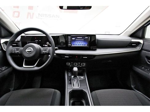 Certified 2025 Nissan Kicks S image 7