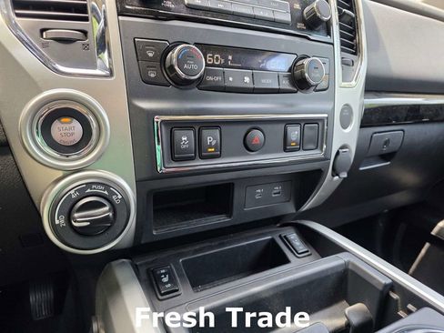 Used 2021 Nissan Titan SV w/ SV Convenience Package AWD/4WD image 15