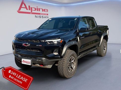 Used 2024 Chevrolet Colorado ZR2 w/ Technology Package AWD/4WD image 1