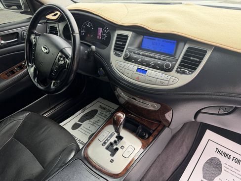 Used 2009 Hyundai Genesis 3.8 w/ Premium Plus Pkg 3 RWD image 12