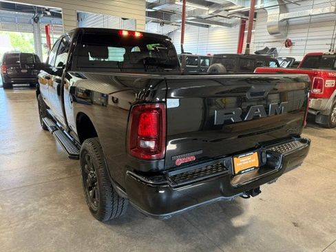 Used 2025 RAM 2500 Big Horn AWD/4WD image 27