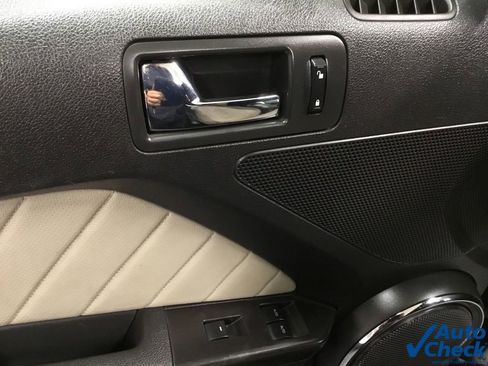 Used 2012 Ford Mustang Premium image 29