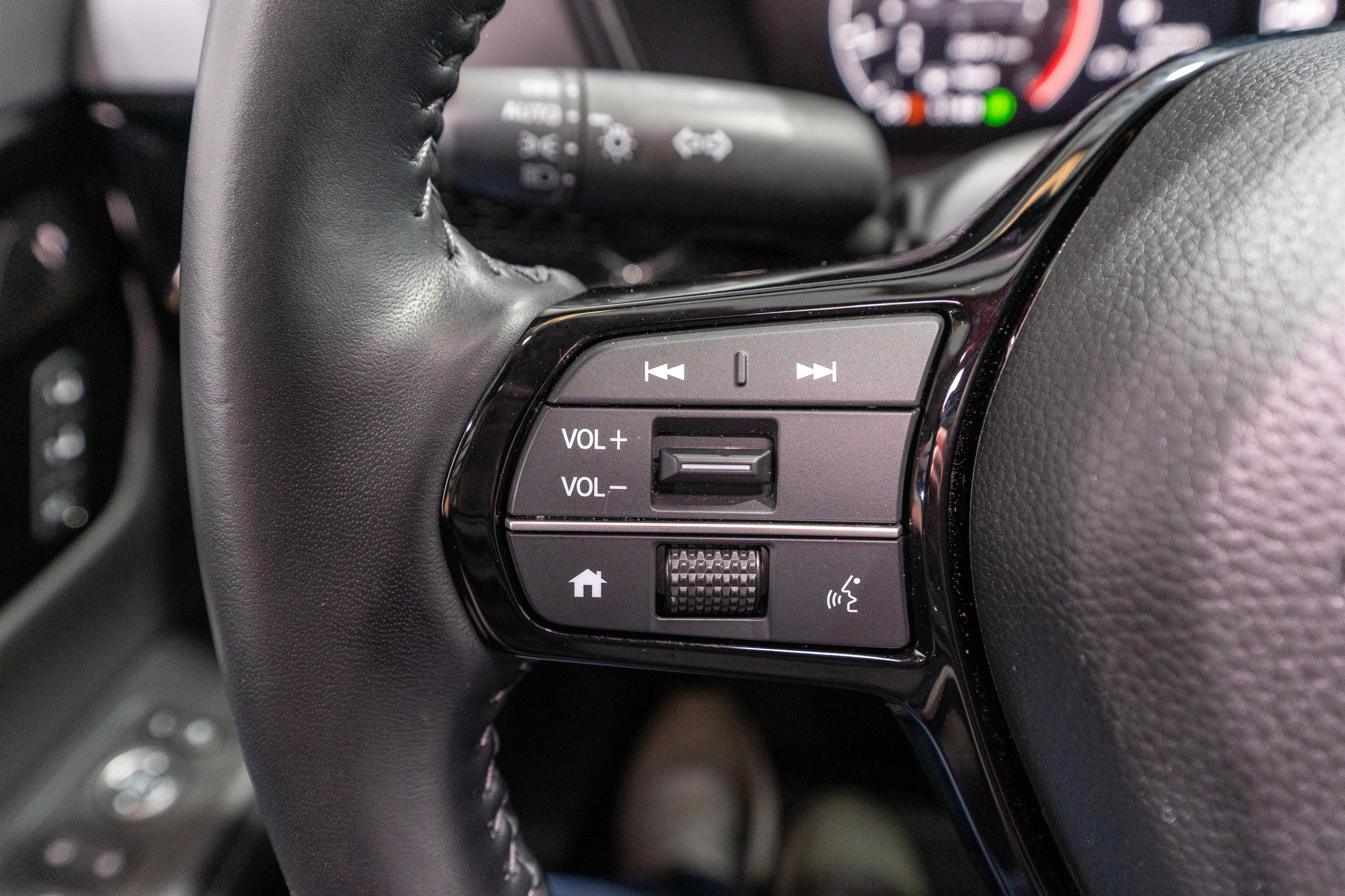 Used 2025 Honda CR-V EX-L image 26