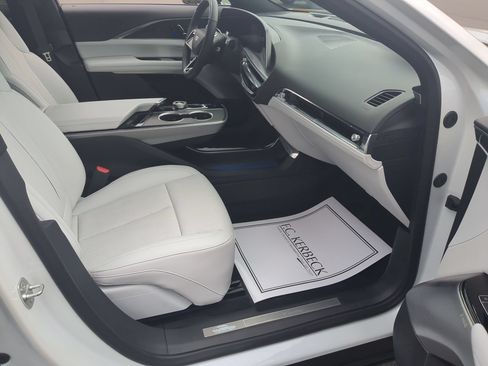 Certified 2024 Cadillac Lyriq Luxury RWD image 27
