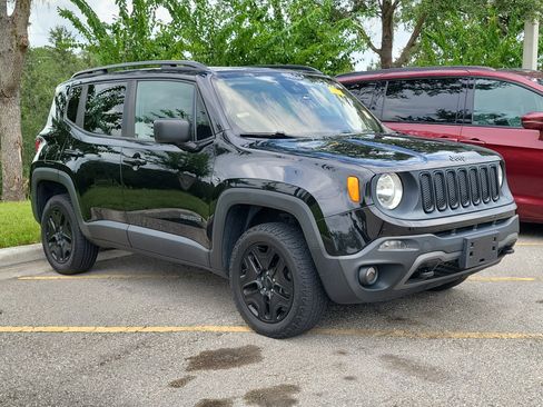 Used 2018 Jeep Renegade Sport w/ Power & Air Group AWD/4WD image 2