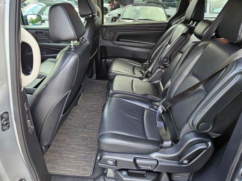 Used 2025 Honda Odyssey EX-L image 13