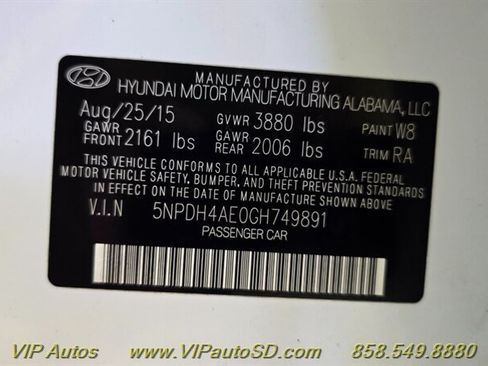 Used 2016 Hyundai Elantra SE FWD image 21