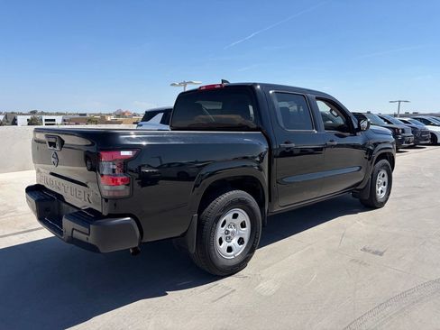 Used 2023 Nissan Frontier S w/ Technology Package RWD image 2