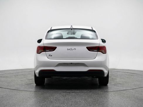 Used 2025 Kia K4 LXS image 7