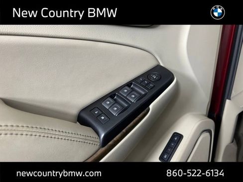 Used 2018 GMC Yukon Denali w/ Open Road Package image 11