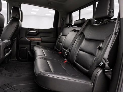 Used 2021 Chevrolet Silverado 1500 RST w/ Convenience Package II AWD/4WD image 17