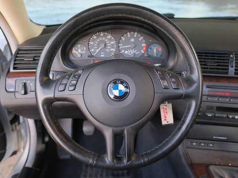 Used 2002 BMW 325Ci Coupe RWD image 17