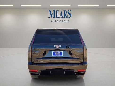 Used 2021 Cadillac Escalade ESV Sport Platinum image 4