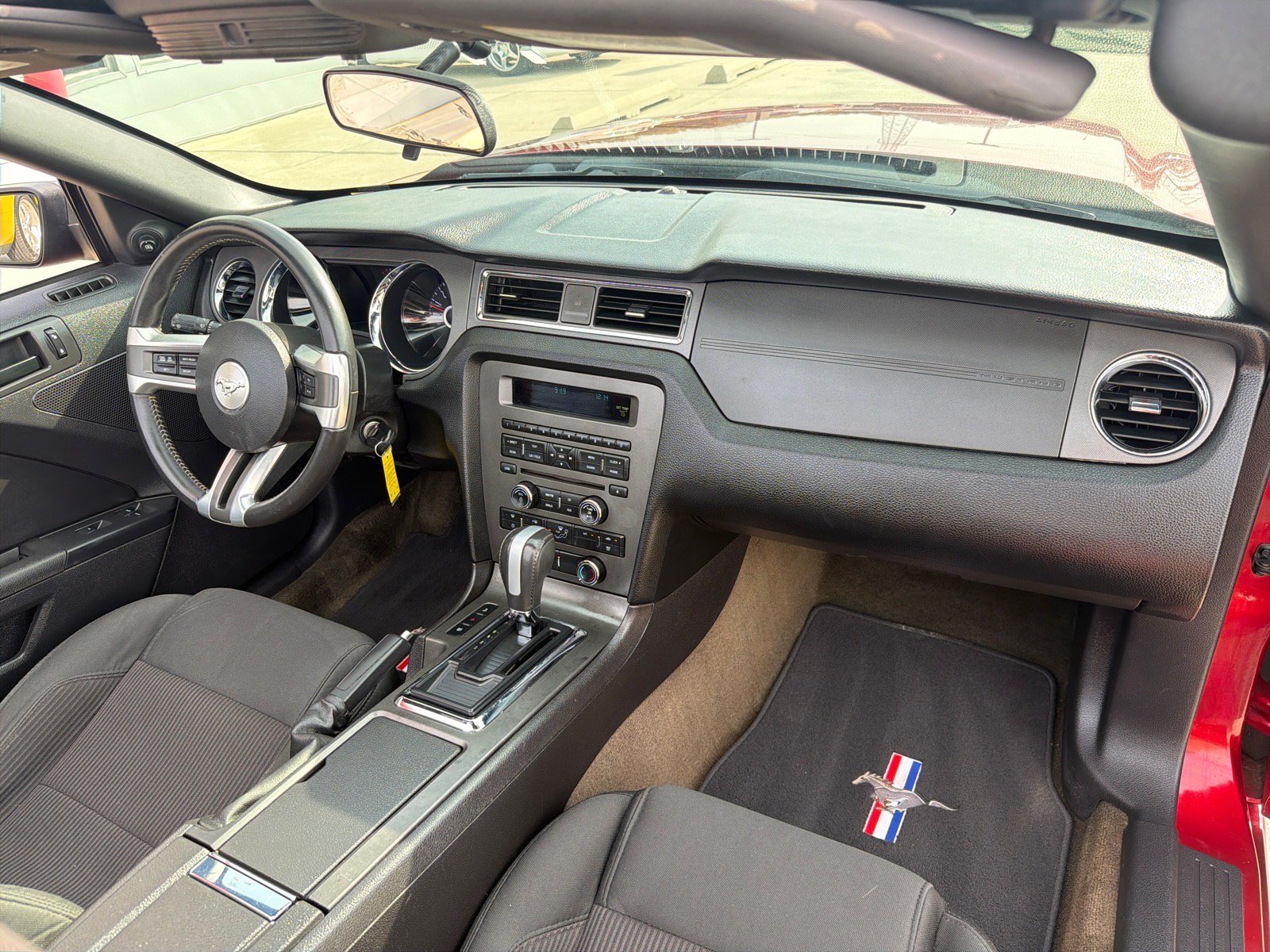 Used 2014 Ford Mustang Convertible RWD image 20