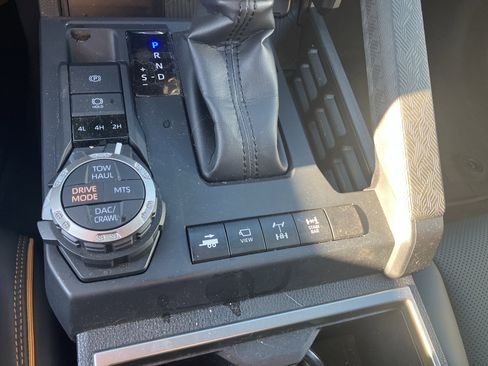 Used 2025 Toyota Tacoma 4x4 Double Cab Hybrid image 24